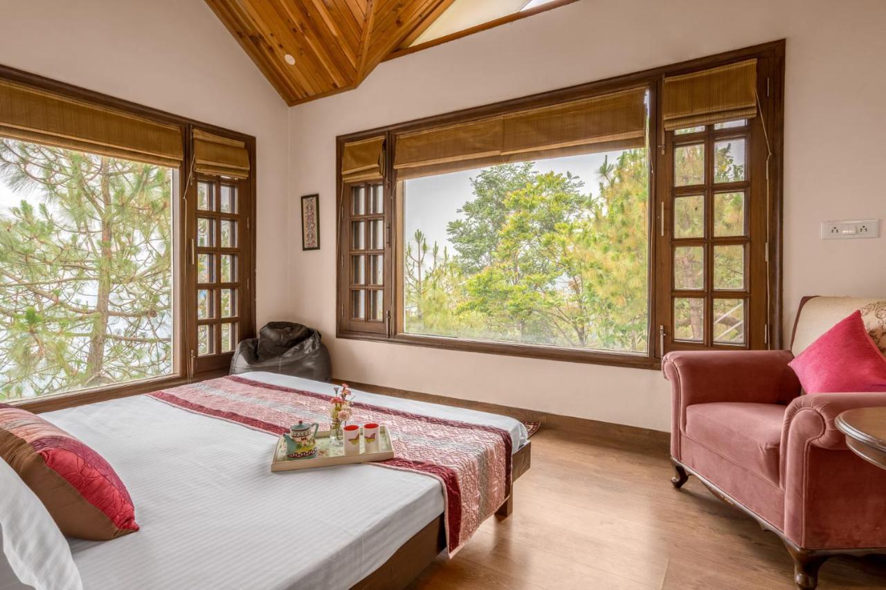 Stayvista At Bellevue With Outdoor Jacuzzi Kasauli Zewnętrze zdjęcie