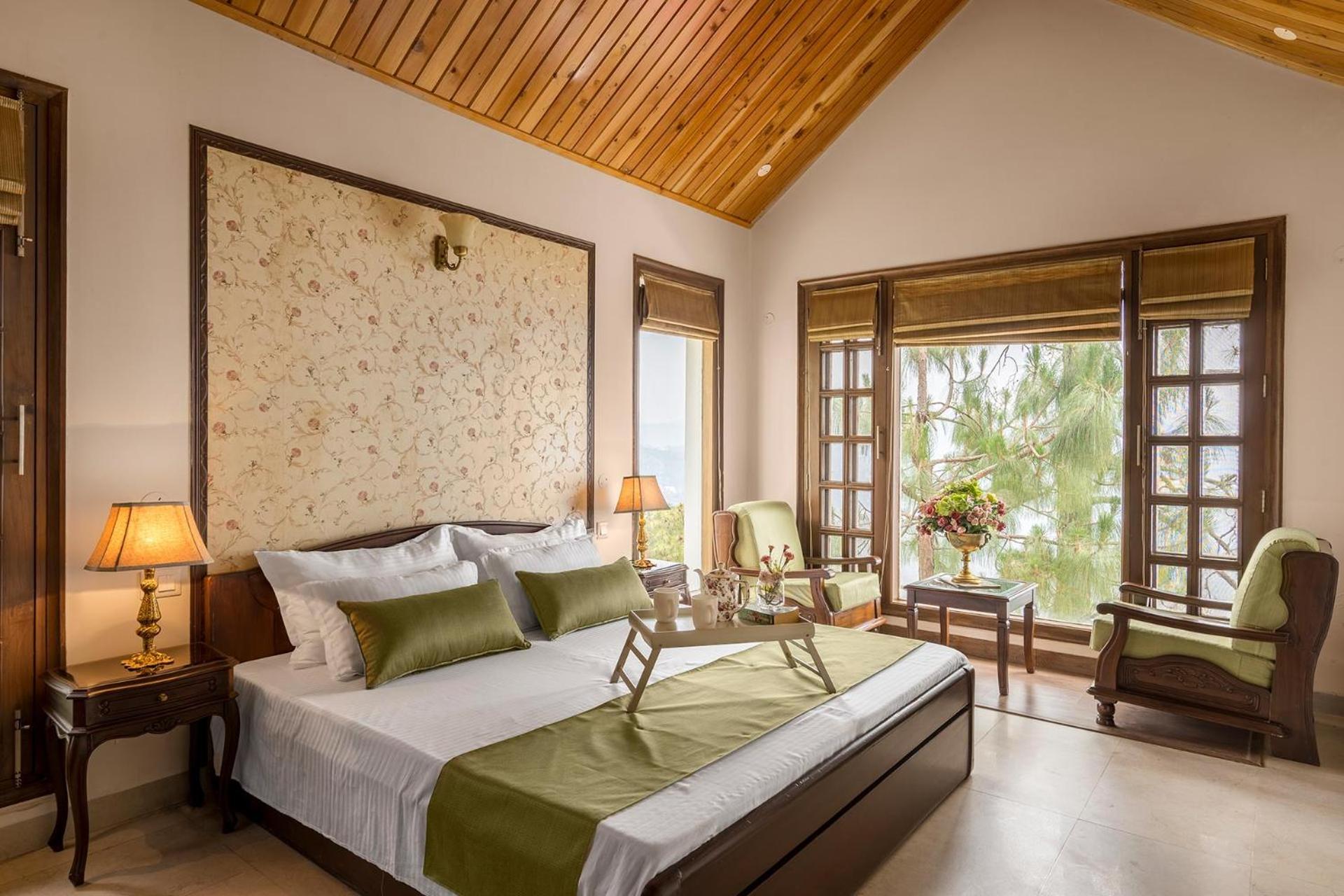 Stayvista At Bellevue With Outdoor Jacuzzi Kasauli Zewnętrze zdjęcie