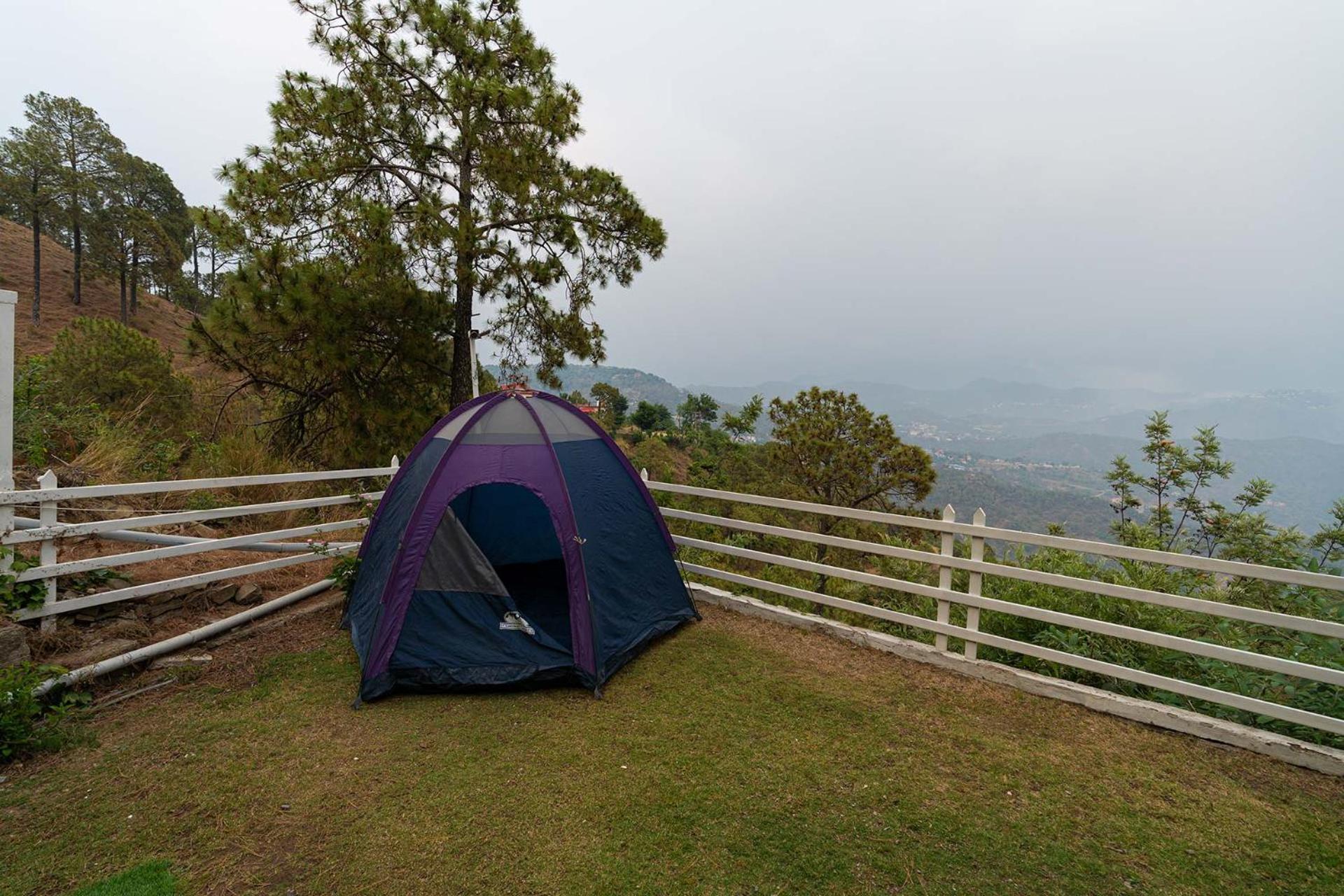 Stayvista At Bellevue With Outdoor Jacuzzi Kasauli Zewnętrze zdjęcie